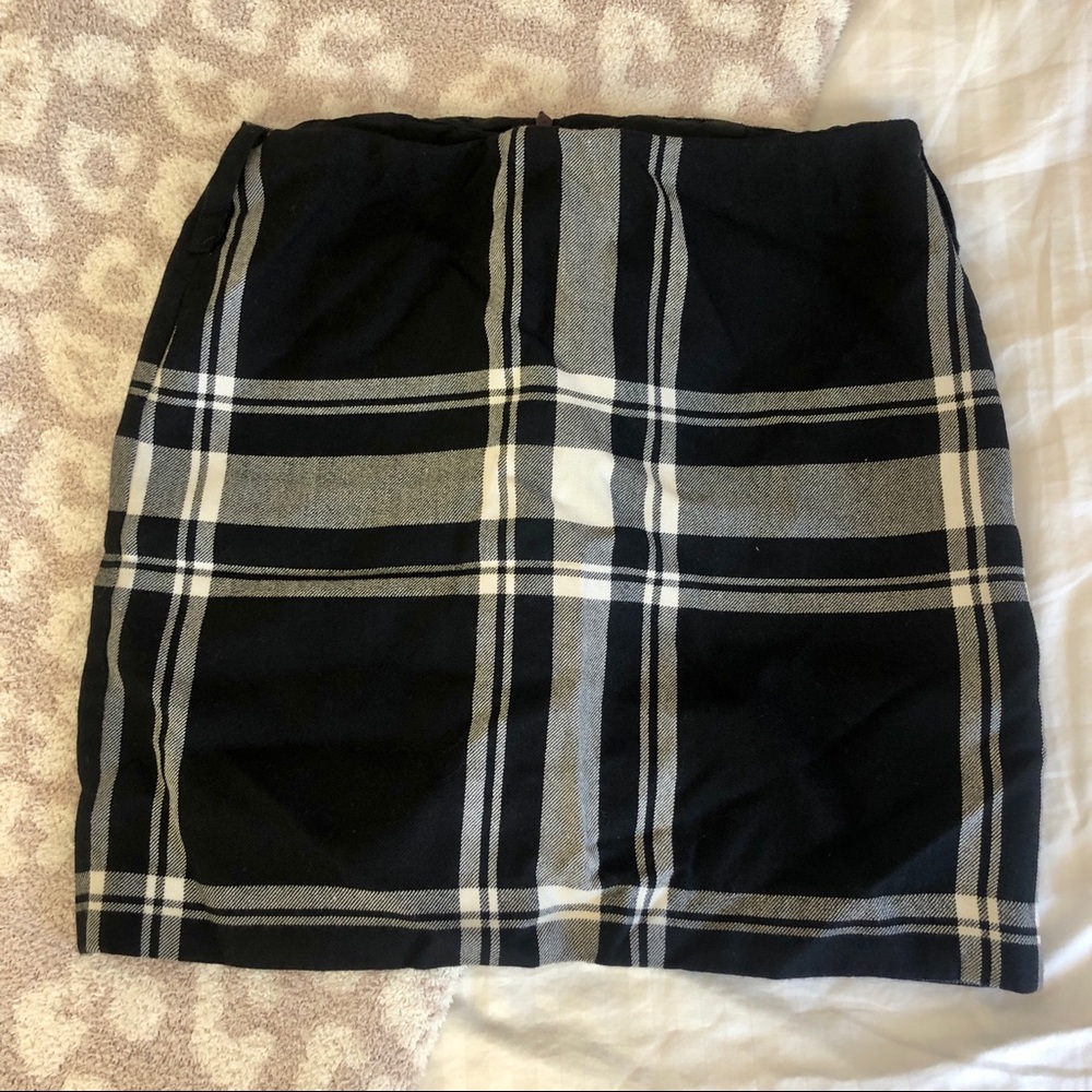 Black Plaid Mini Skirt (INC)